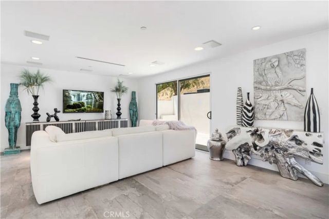 71 Coolwater Road, Bell Canyon, CA 91307