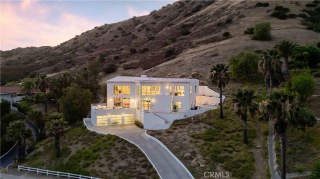 71 Coolwater Road, Bell Canyon, CA 91307