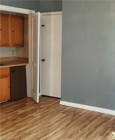 301 Washington ST, Hampton, VA 23669