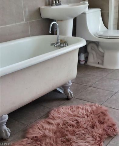 301 Washington ST, Hampton, VA 23669