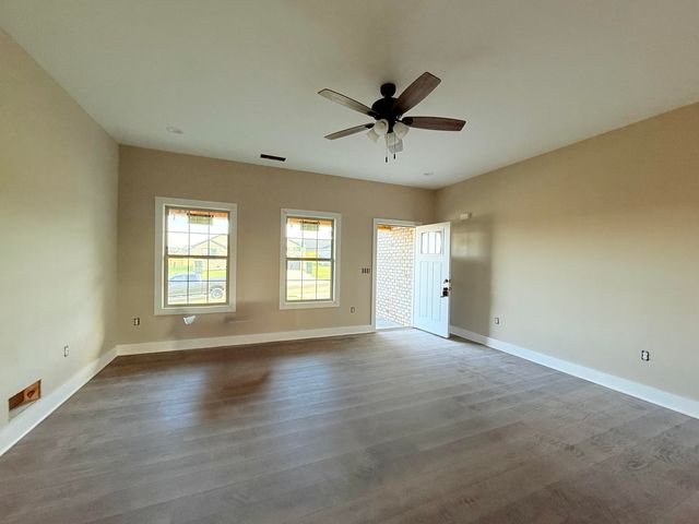 235 Brook Cove, Berea, KY 40403