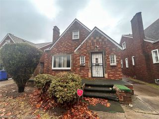 16822 Robson Street, Detroit, MI 48235