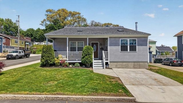 8 Alsop St, Fall River, MA 02723