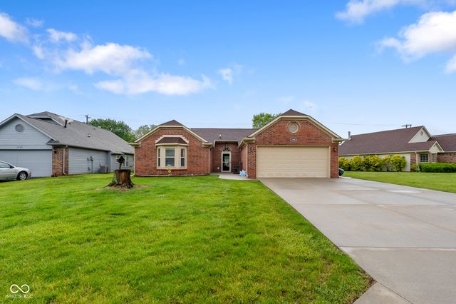 1980 Crystal Bay East Drive, Plainfield, IN 46168