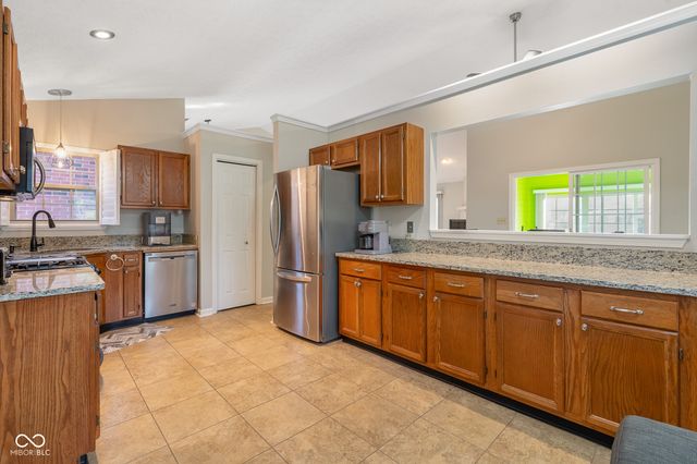 1980 Crystal Bay East Drive, Plainfield, IN 46168