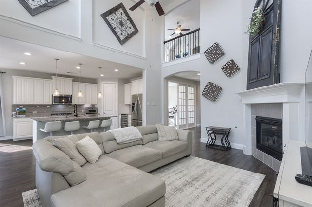 7900 Lewisville Lane, Mckinney, TX 75071