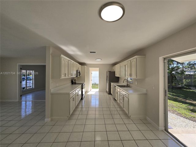 13035 SW 263rd Ter, Homestead, FL 33032