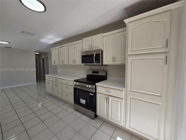 13035 SW 263rd Ter, Homestead, FL 33032