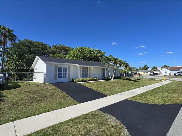 13035 SW 263rd Ter, Homestead, FL 33032