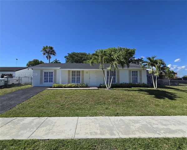 13035 SW 263rd Ter, Homestead, FL 33032