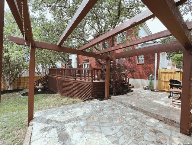 6606 ARBOR MEADOW RD, San Antonio, TX 78256