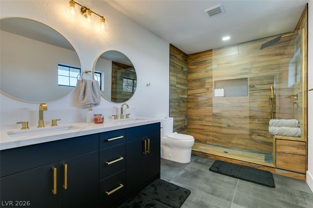 1860 Ski Slope Circle, Las Vegas, NV 89117