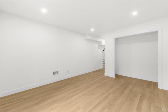 435 Alhambra St, Crockett, CA 94525