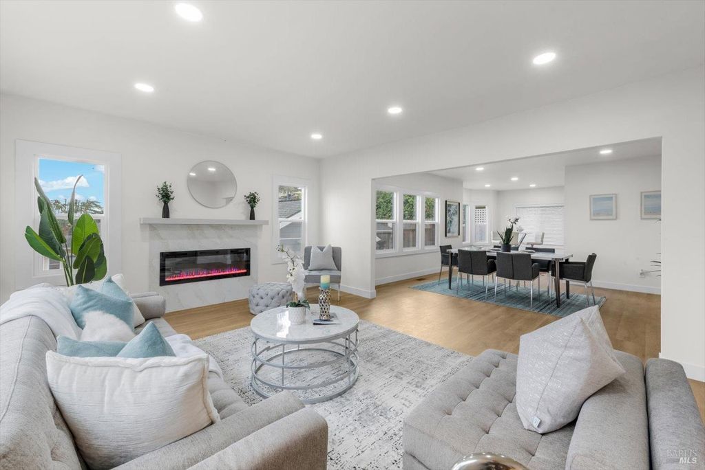 435 Alhambra St, Crockett, CA 94525