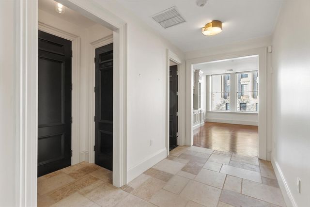 20 Beacon Street 4, Boston, MA 02108