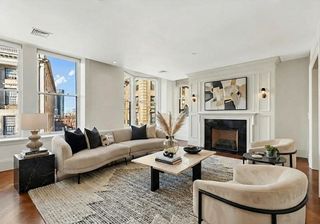 20 Beacon Street 4, Boston, MA 02108