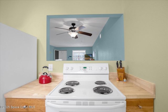 190 E Olmstead Drive, D11, Titusville, FL 32780