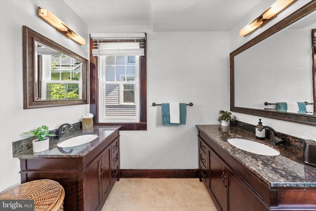 219 RITTENHOUSE ST NW, Washington, DC 20011