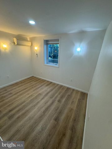 219 RITTENHOUSE ST NW, Washington, DC 20011