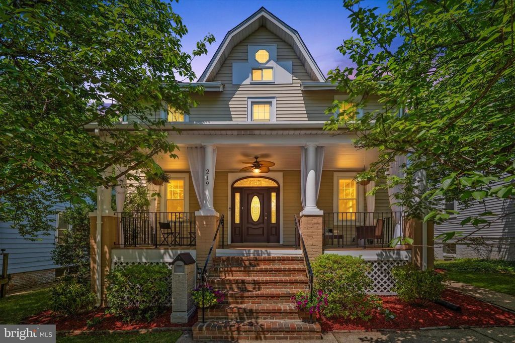 219 RITTENHOUSE ST NW, Washington, DC 20011