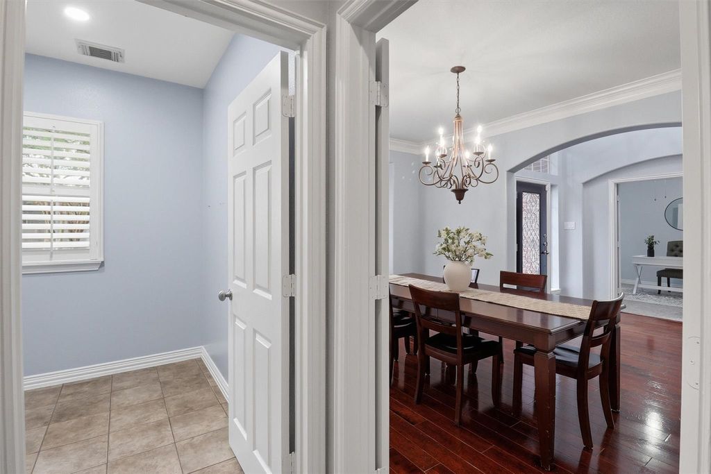 Image 23 of property listing at 26207 Park Ivy Lane, Katy, TX 77494