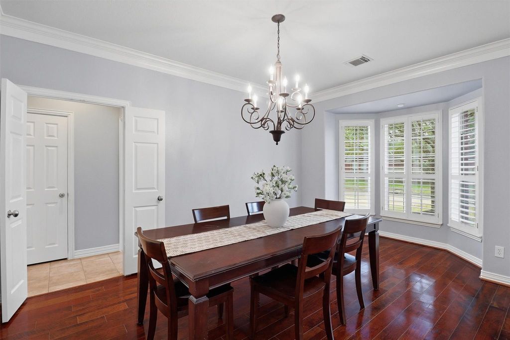 Image 6 of property listing at 26207 Park Ivy Lane, Katy, TX 77494