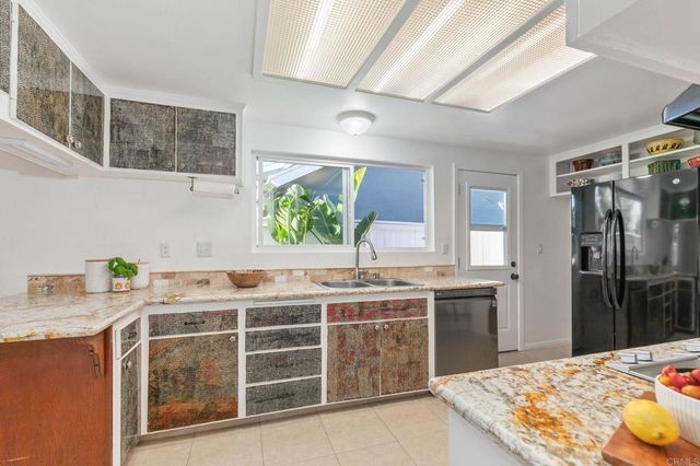 1519 Kurtz Street, Oceanside, CA 92054