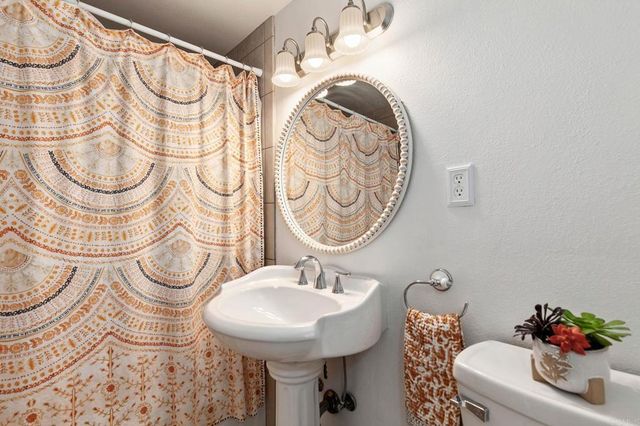 1519 Kurtz Street, Oceanside, CA 92054