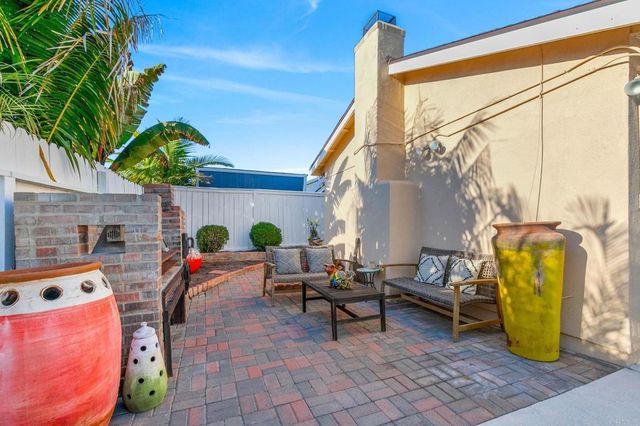 1519 Kurtz Street, Oceanside, CA 92054