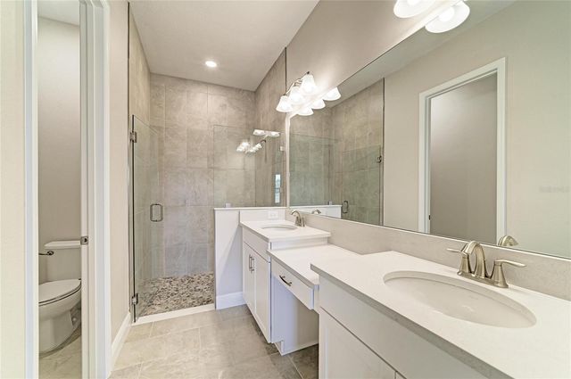 35517 STABLETON LANE, Zephyrhills, FL 33541
