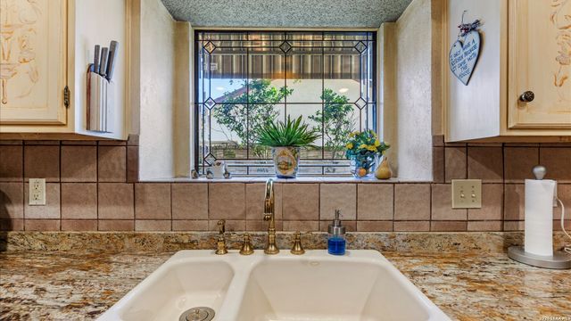 5820 Archwood, San Antonio, TX 78239