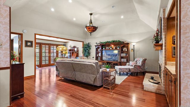 5820 Archwood, San Antonio, TX 78239