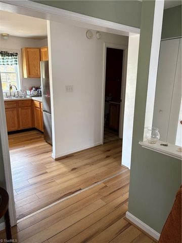 3015 Konnoak Drive, Winston-salem, NC 27127