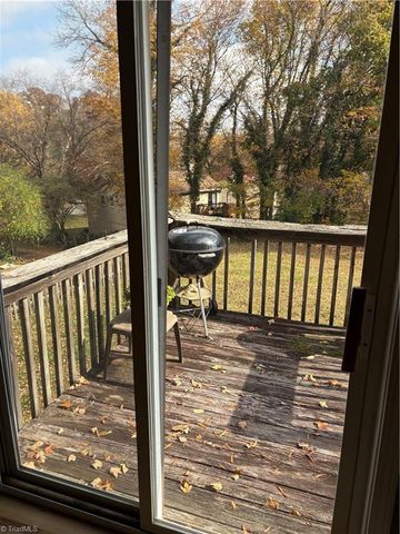 3015 Konnoak Drive, Winston-salem, NC 27127