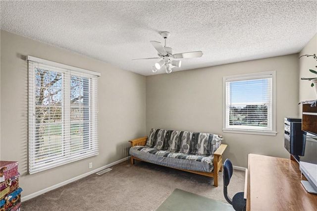 16930 Grandview Street, Overland Park, KS 66085