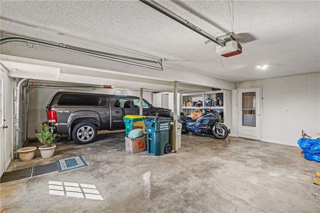 16930 Grandview Street, Overland Park, KS 66085