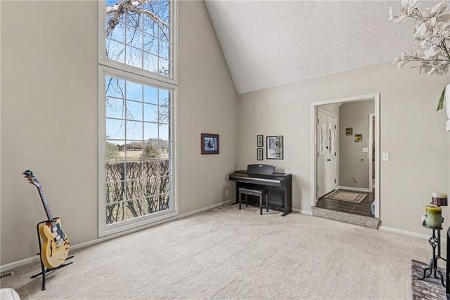 16930 Grandview Street, Overland Park, KS 66085