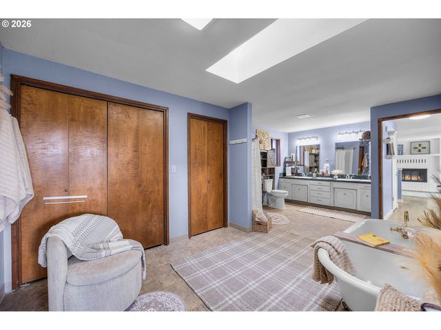 3917 LIEDTKE Way, Washougal, WA 98671