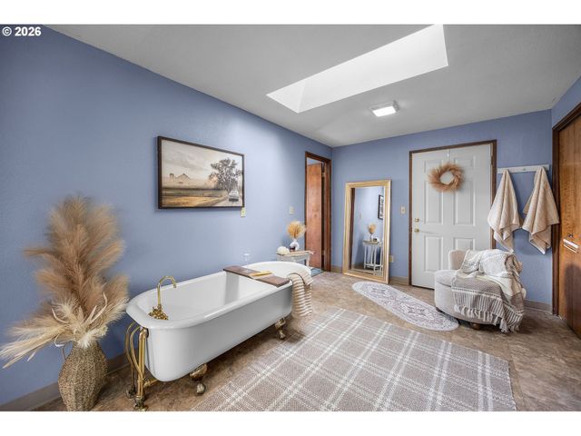 3917 LIEDTKE Way, Washougal, WA 98671