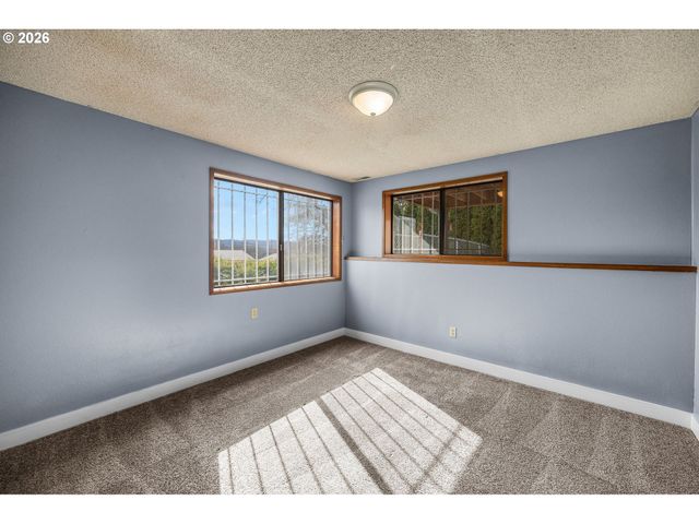 3917 LIEDTKE Way, Washougal, WA 98671