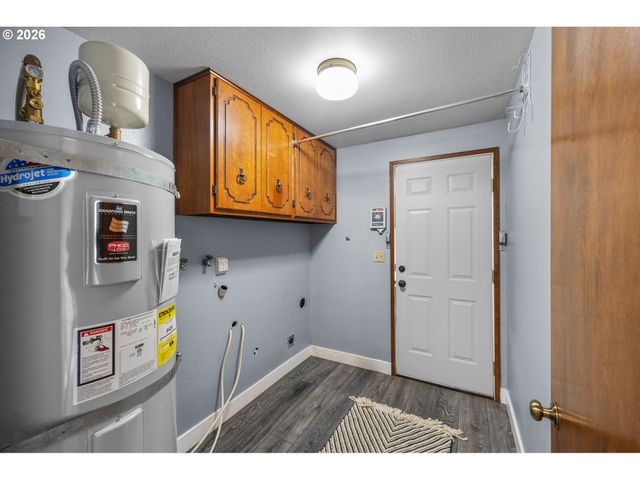 3917 LIEDTKE Way, Washougal, WA 98671