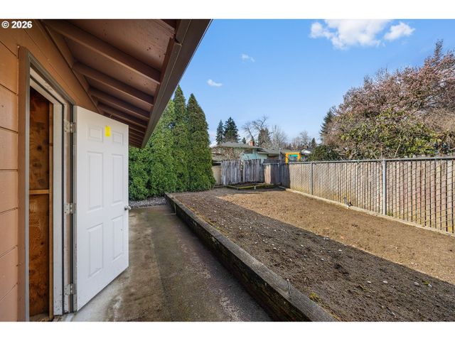 3917 LIEDTKE Way, Washougal, WA 98671
