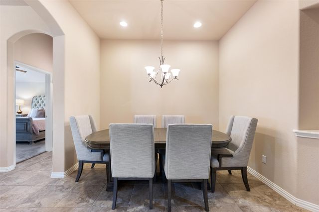 8113 Cannon CT, Lago Vista, TX 78645