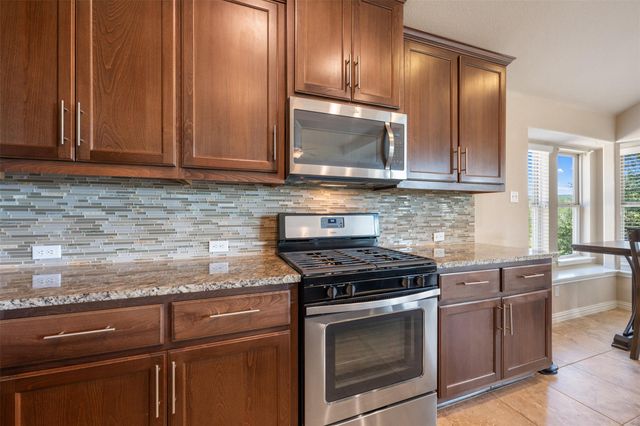 8113 Cannon CT, Lago Vista, TX 78645