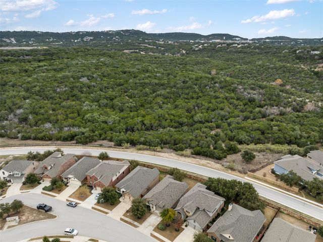 8113 Cannon CT, Lago Vista, TX 78645