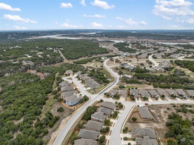 8113 Cannon CT, Lago Vista, TX 78645