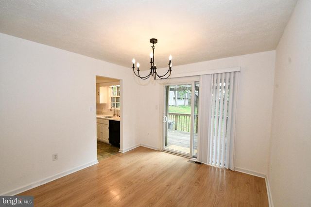 19107 PERRY ST, Triangle, VA 22172