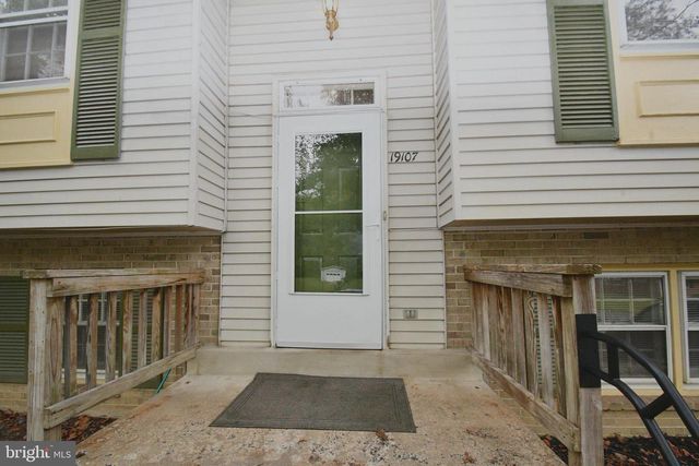 19107 PERRY ST, Triangle, VA 22172