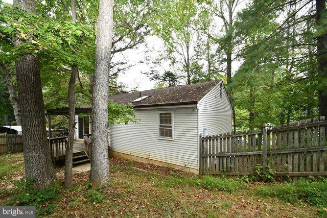 19107 PERRY ST, Triangle, VA 22172