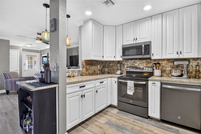 1018 KENSINGTON STREET, Port Charlotte, FL 33952
